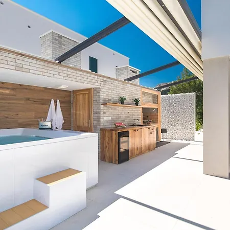 Aurora Villa Baška